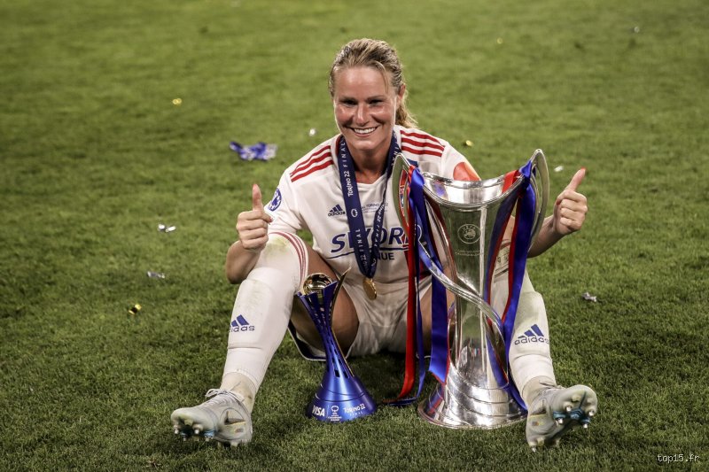 Quel est la footballeuse la plus belle du monde ?