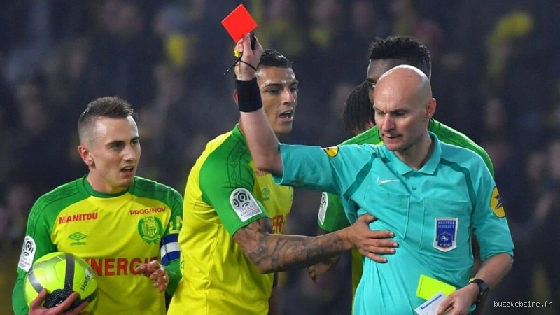 Durée d'exclusion pour un second carton jaune : ce qu'il faut vraiment savoir