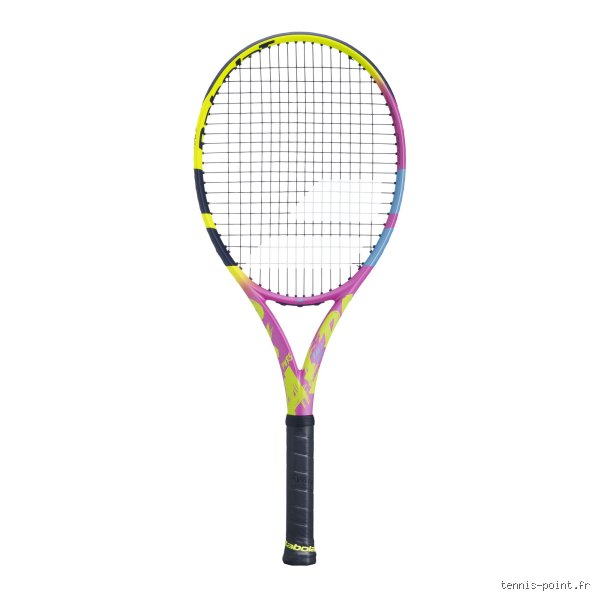 Quelle est la marque de la raquette de Rafael Nadal ?