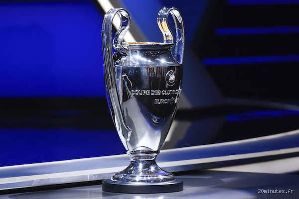 Quelle est la valeur du trophée de la Ligue des champions ?