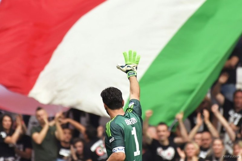 Quel joueur a pris sa retraite en 2023 ?
