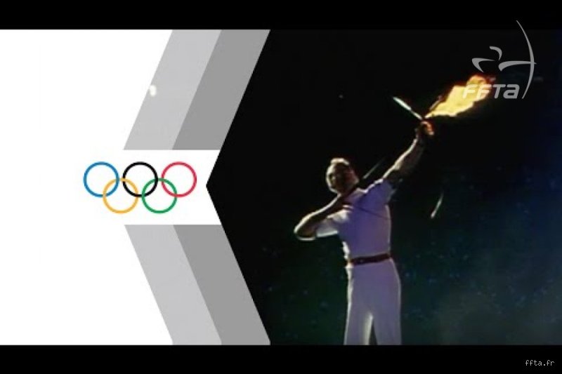 Qui a allumé la flamme olympique en 1992 ?