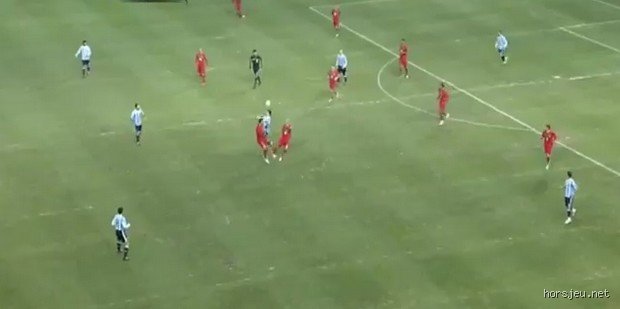 Qui saute plus haut que CR7 ?