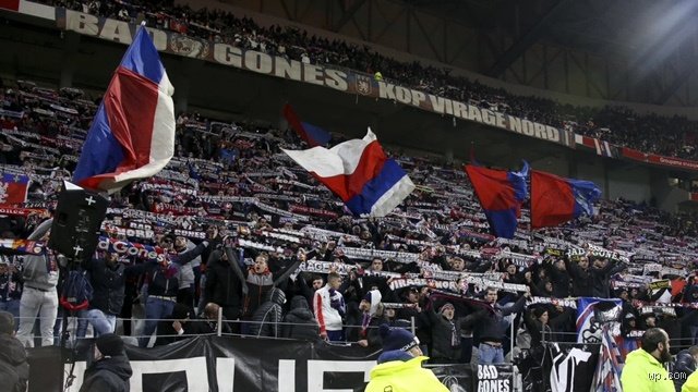 Qui sont vraiment les Ultras Lyonnais ? Plongée au cœur du Virage Nord