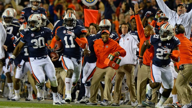 Qui est Chris Davis, le héros qui a changé l'histoire avec son incroyable Who caught the kick six ?