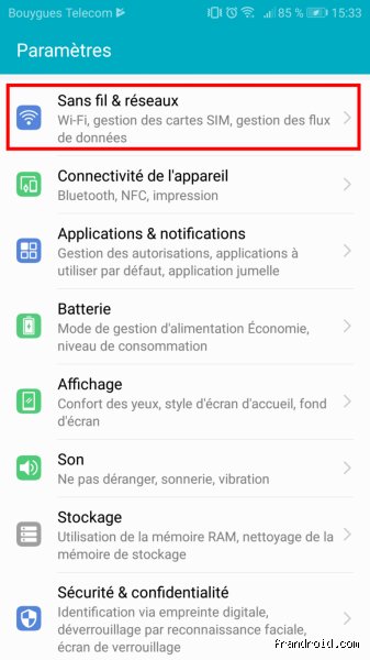 Quel paramètre désactiver sur son smartphone à l'étranger ?
