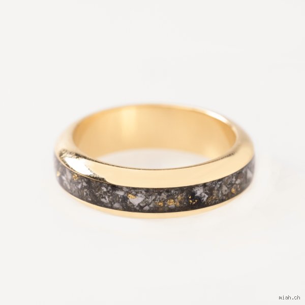 Was kostet ein Ring aus Asche wirklich? Die Faktoren, die den Preis bestimmen