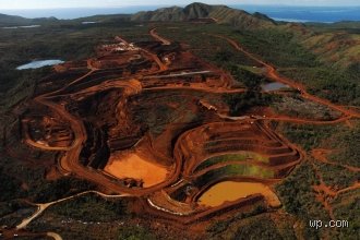 Pourquoi l'argent est-il appelé le métal du diable ? Enquête sur l'éclat maudit de ce minerai fascinant