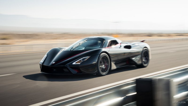 Quelle voiture peut atteindre 640 km/h en réalité ? Entre fantasmes de vitesse pure et lois de la physique